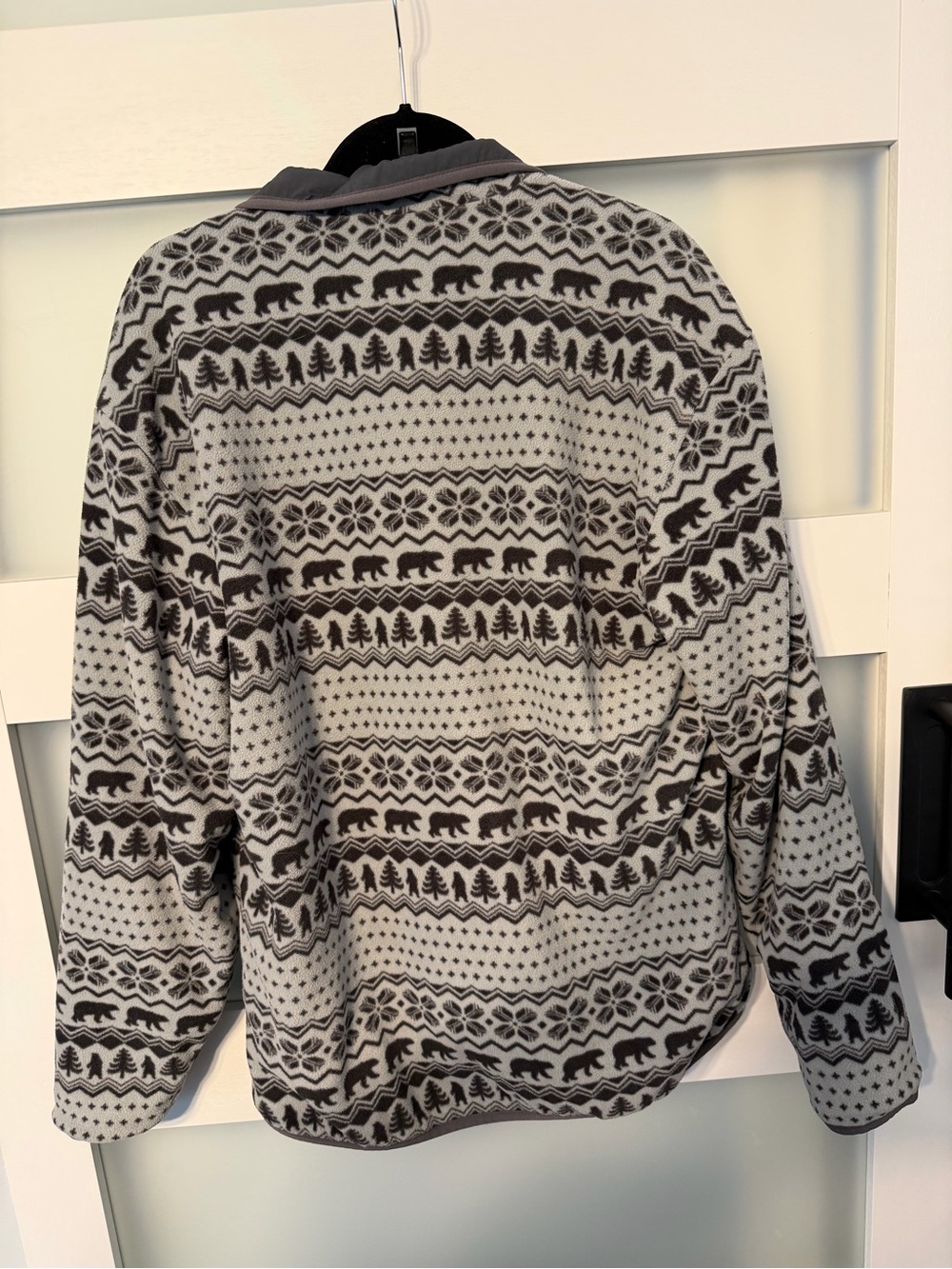 Chubbies Reversible layered pullover - Picture 8 of 8
